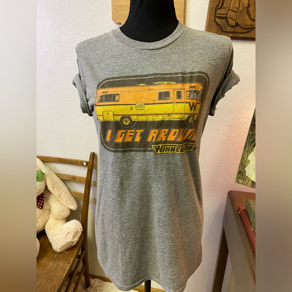 Retro Winnebago RV Van Life I Get Around Graphic Funny Tee Womenโs Tee Luv SMALL - Picture 3 of 14